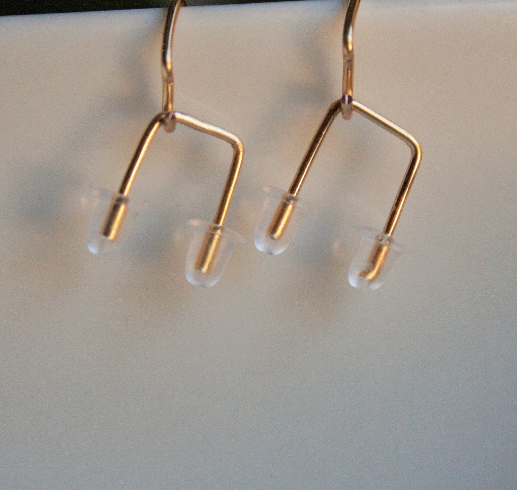 Beautiful threader earrings /Minimalist Staple Earrings /Short threader earrings /Silver or gold /double hole earrings