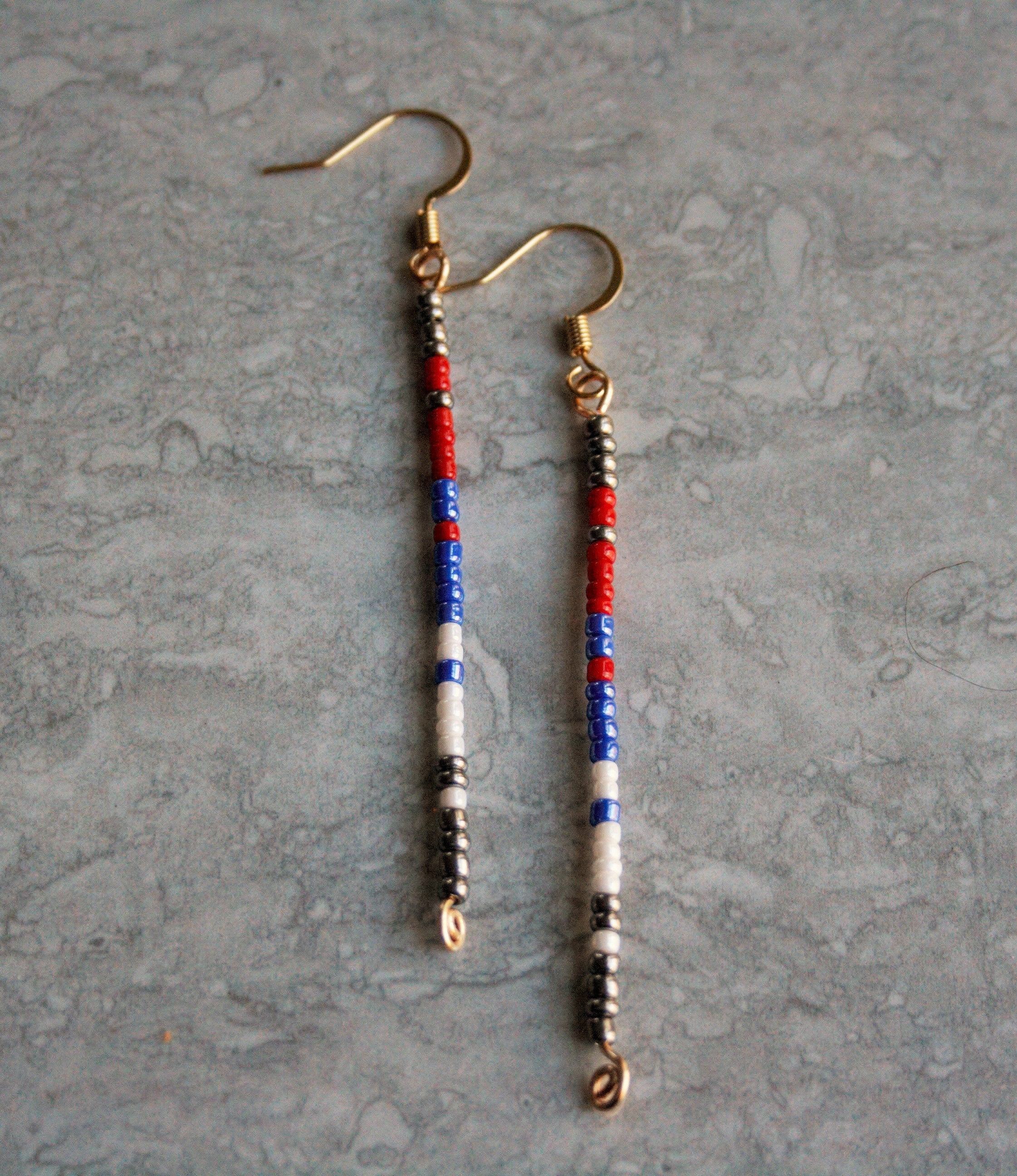 Handmade Beaded Glass Seed Earrings – Boho Minimalist Jewelry – Lightweight & Dainty Gift for Women